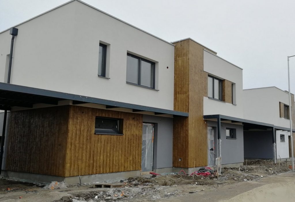 Kompletná dodávka plastových okien a hliníkových vchodovích dverí